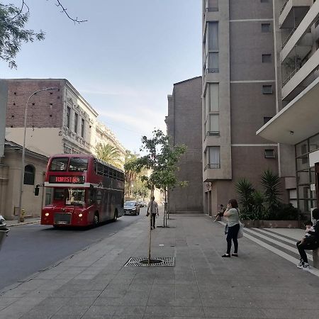 HABITACIÓN PRIVADA con BAÑO PRIVADO en CENTRO HISTÓRICO Santiago Exterior foto